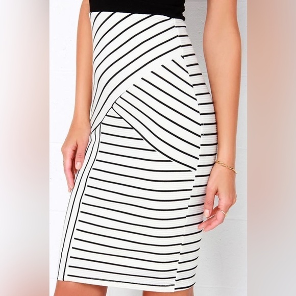 NWOT Lulus Kiss Cross Black and Ivory Striped Midi Dress - Picture 5 of 10